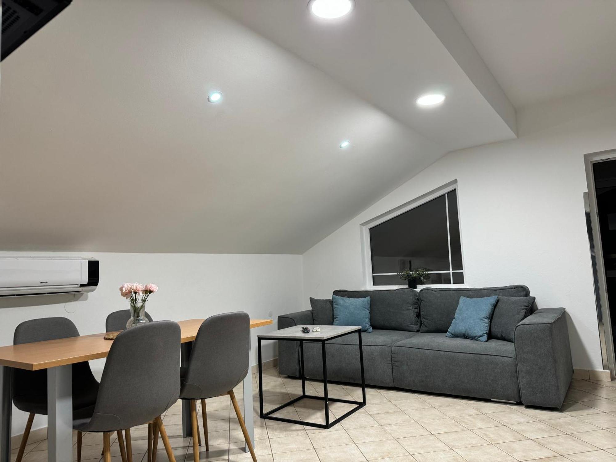 Apartmani Ivano Vir Exterior foto