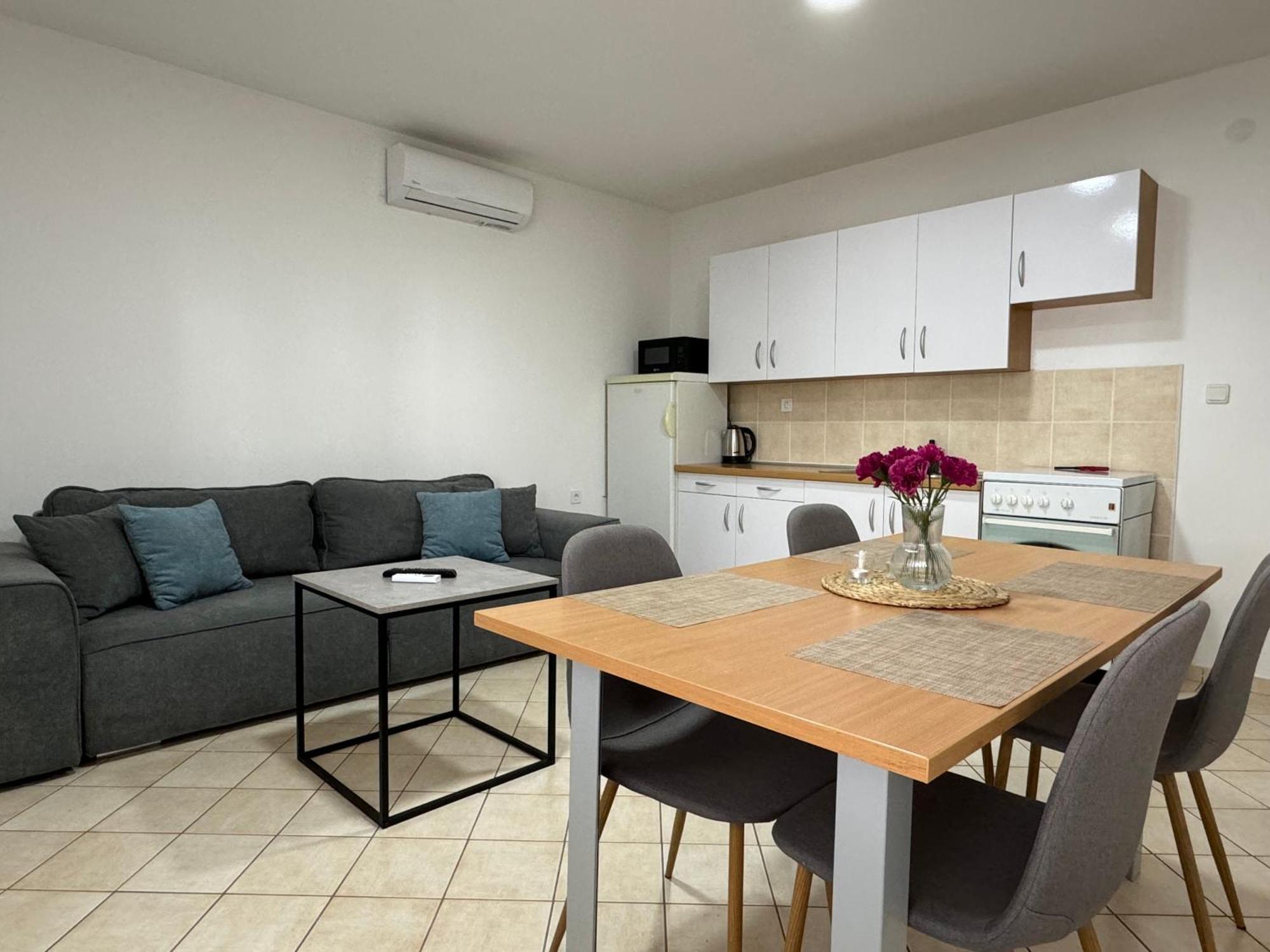 Apartmani Ivano Vir Exterior foto